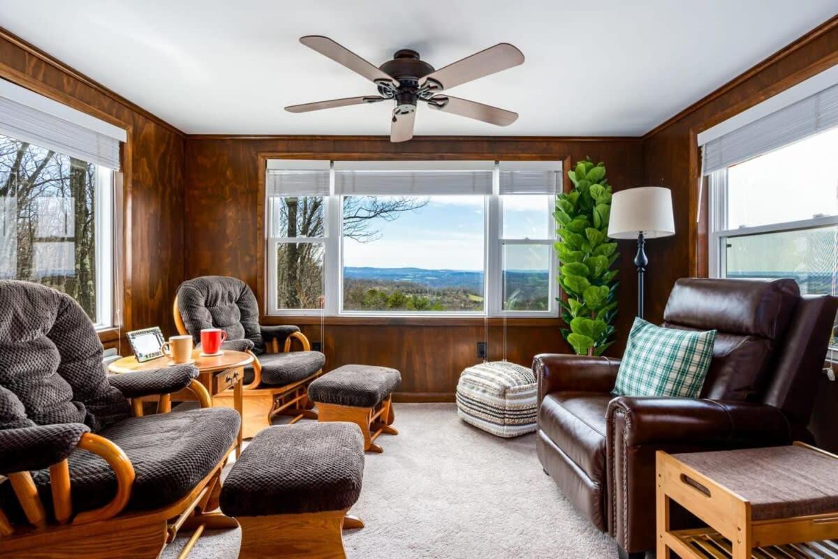 Mountaintop Views, Hot Tub, Deck, Fire Pit & Wifi Augusta Екстер'єр фото